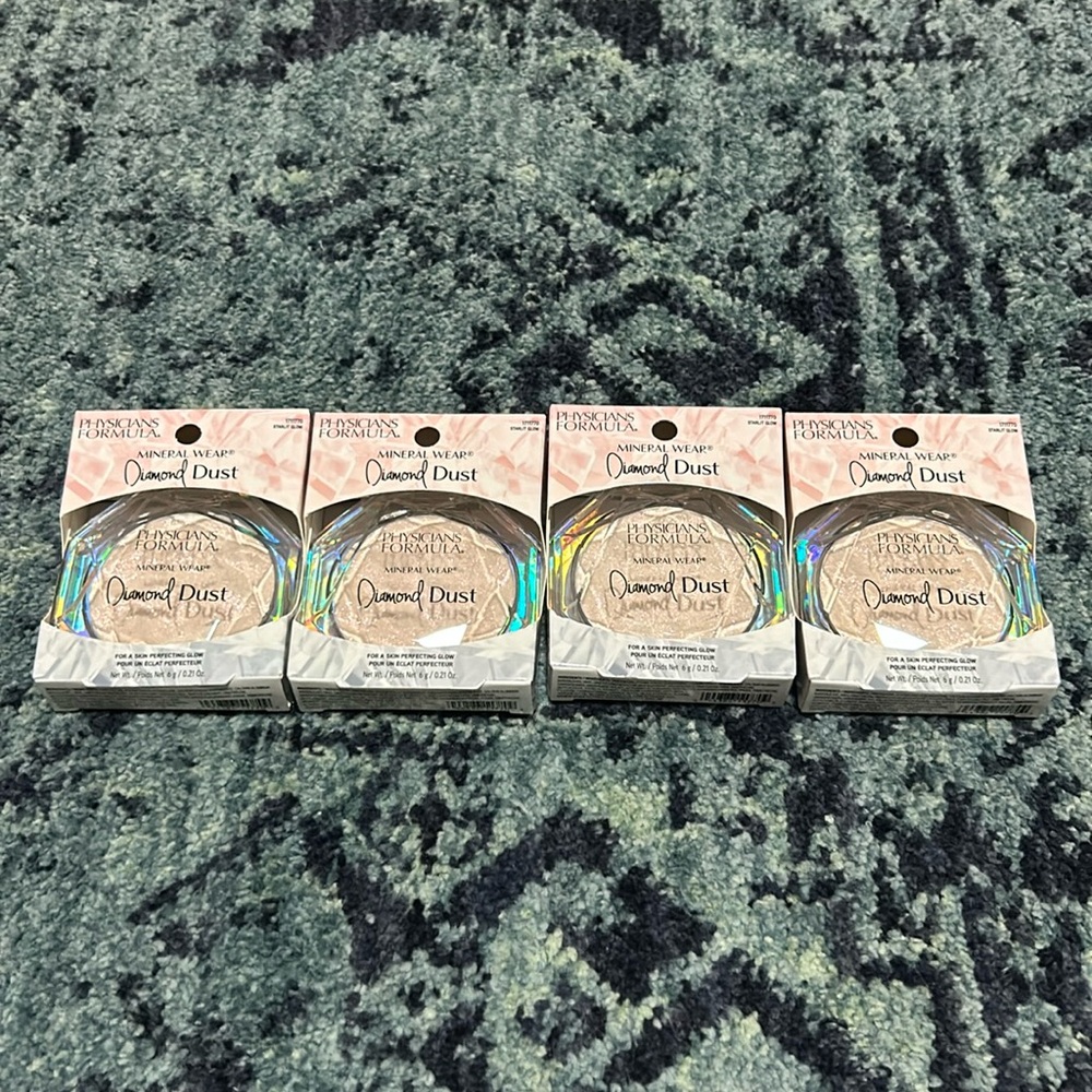 Physicians formula mineral wear diamond dust in the shade starlet glow